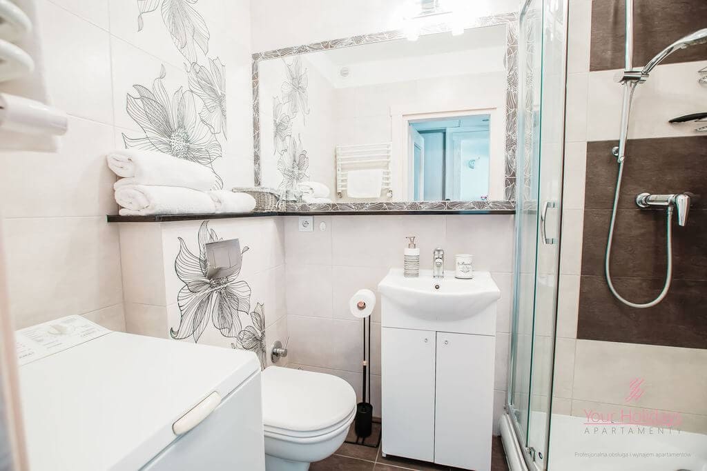 Międzyzdroje Apartment Promenada Gwiazd 28/1006 - Your Holidays Międzyzdroje 6 Międzyzdroje Apartament Promenada Gwiazd 28/1006 - łazienka